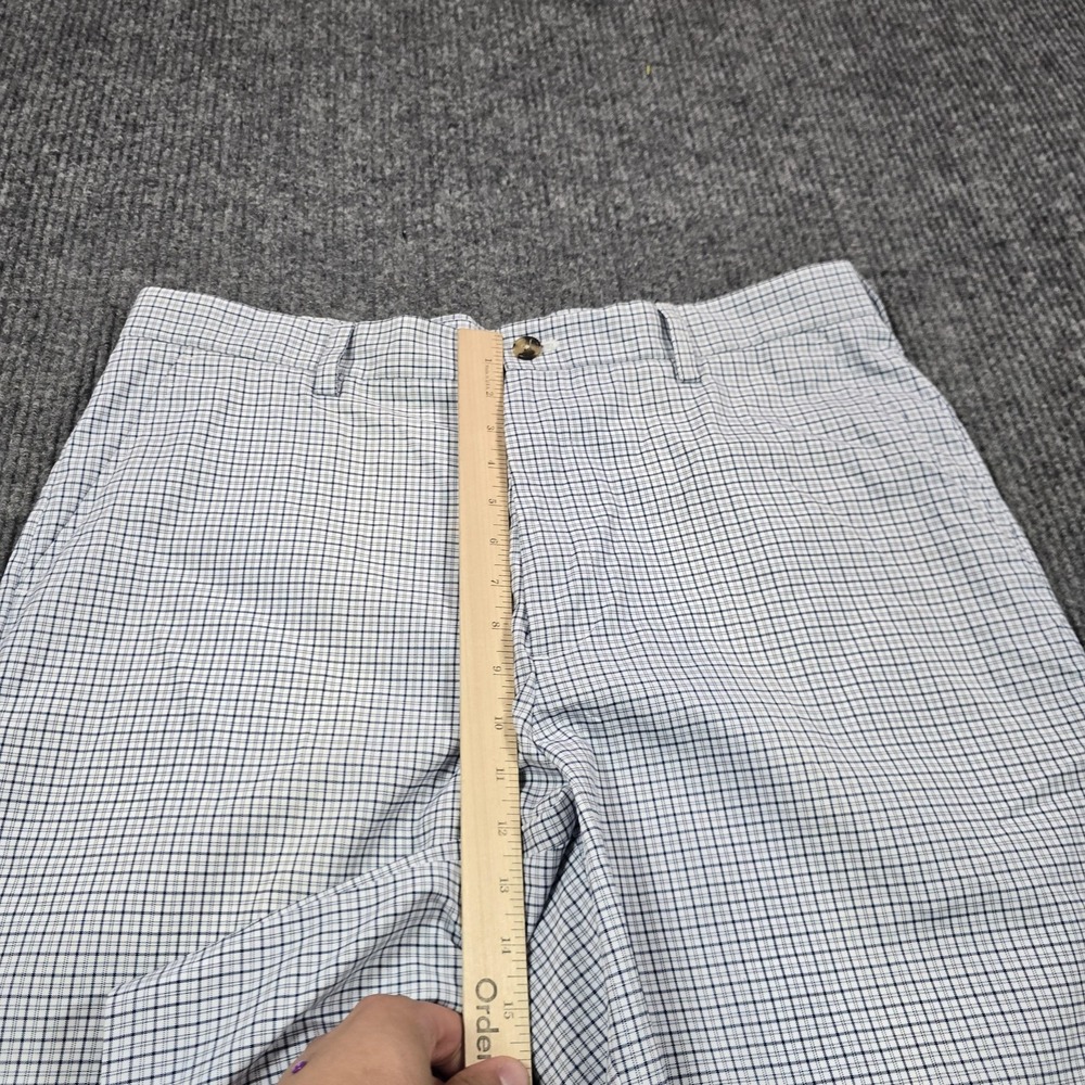 IZOD Golf Shorts Mens 36 White Check Chino Flat Front Casual Golf 10 Inseam - Picture 9 of 12
